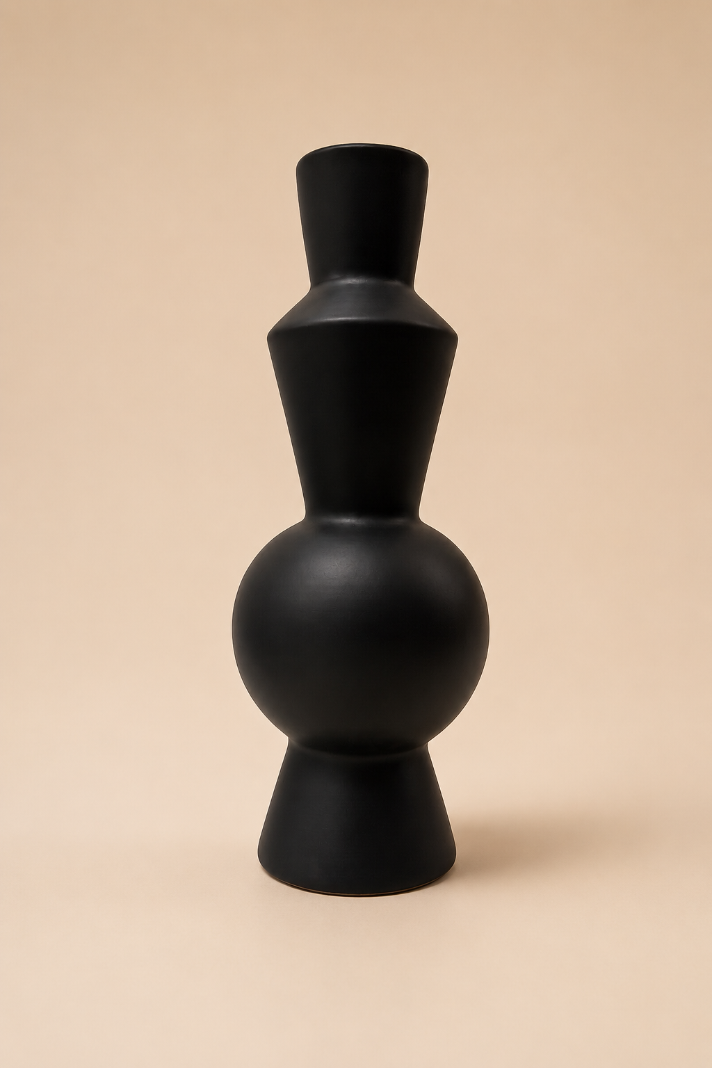 Amira Vase Black