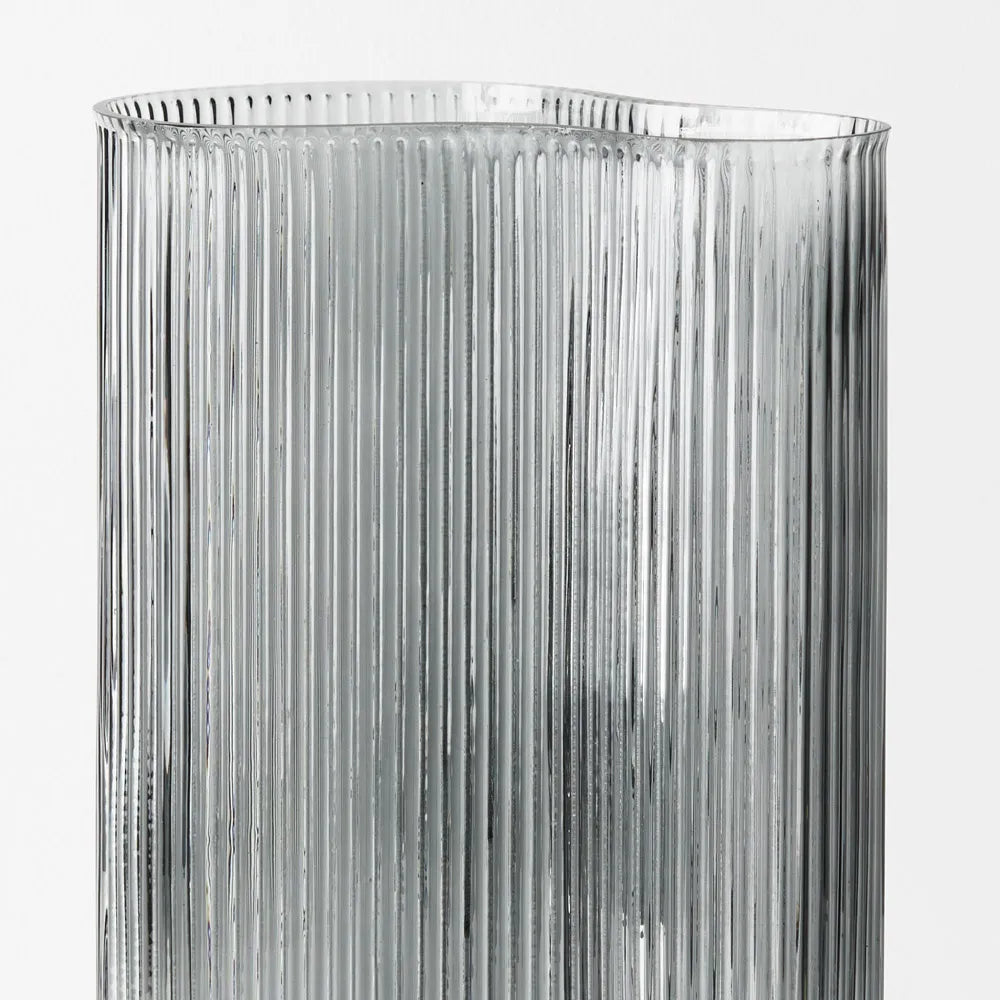 Ripple Curve Vase