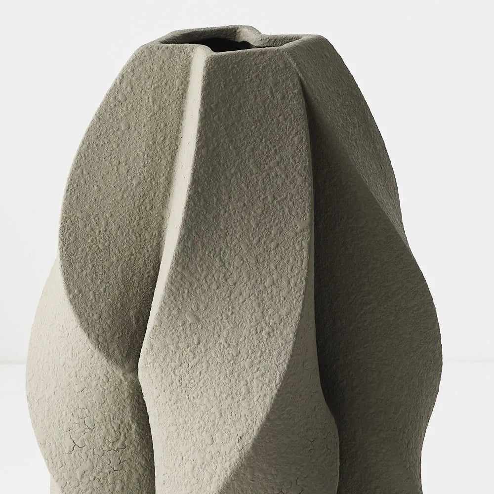 Amerigo Vase