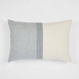 Highland 40 x 60 Blue/White cushion