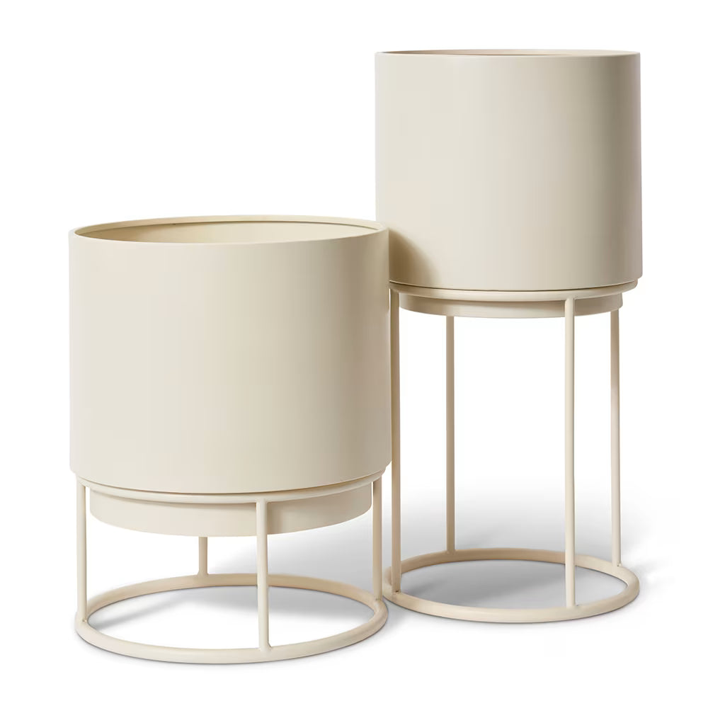 Gunner Planter in Stand Beige