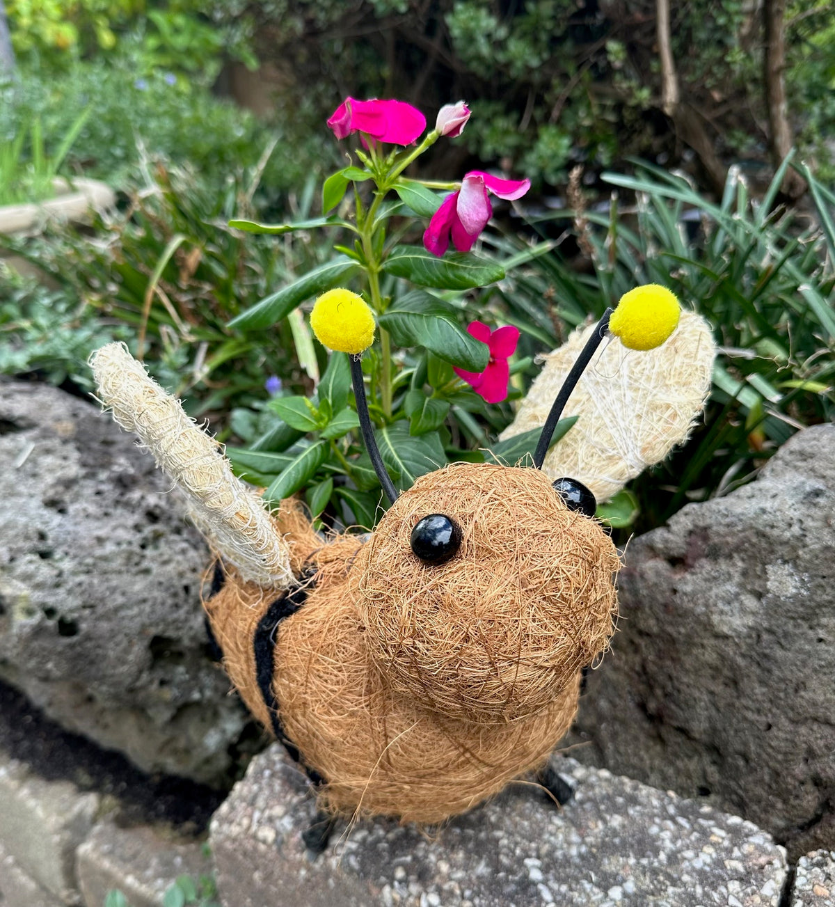 Bee Pot Holder